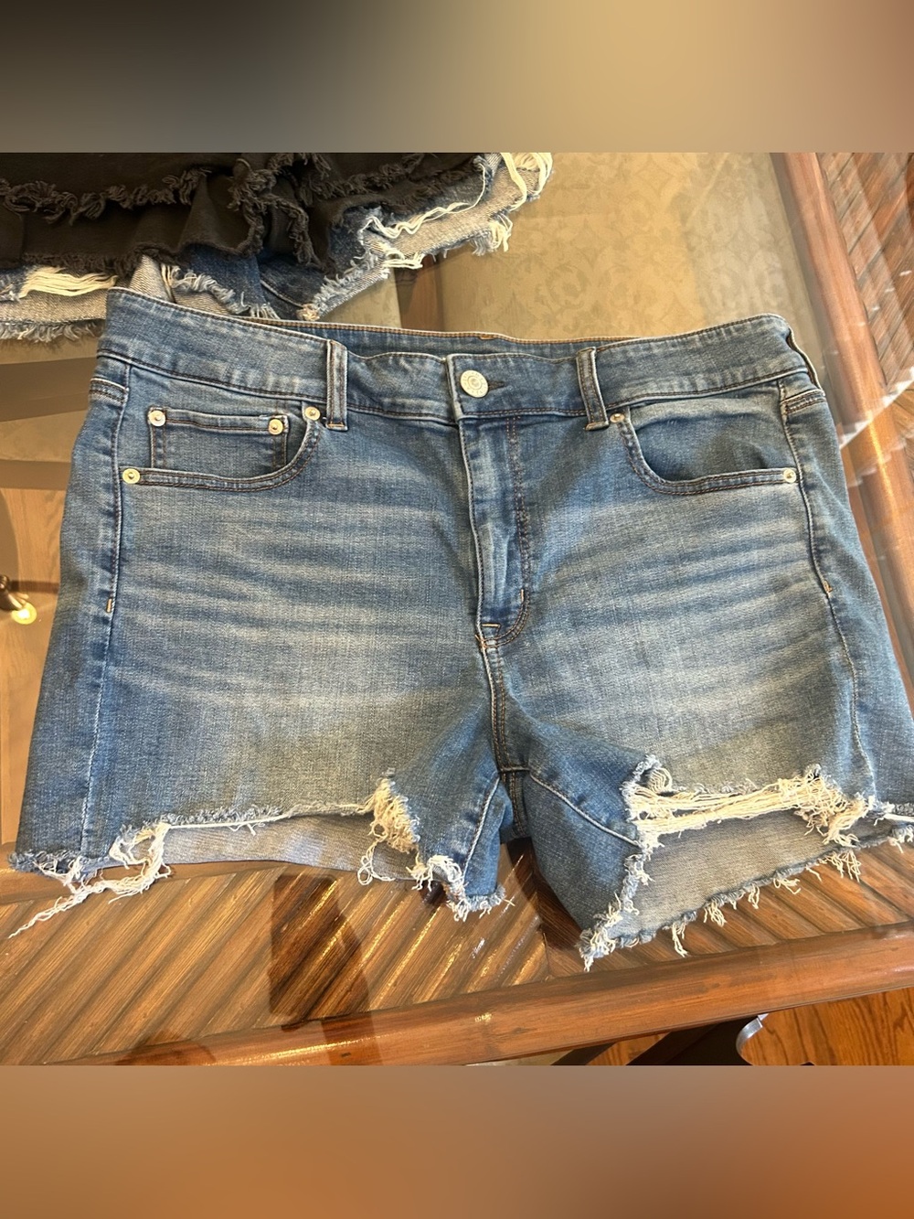American Eagle denim shorts (lot of 3) sz. 16-18 - Picture 4 of 10